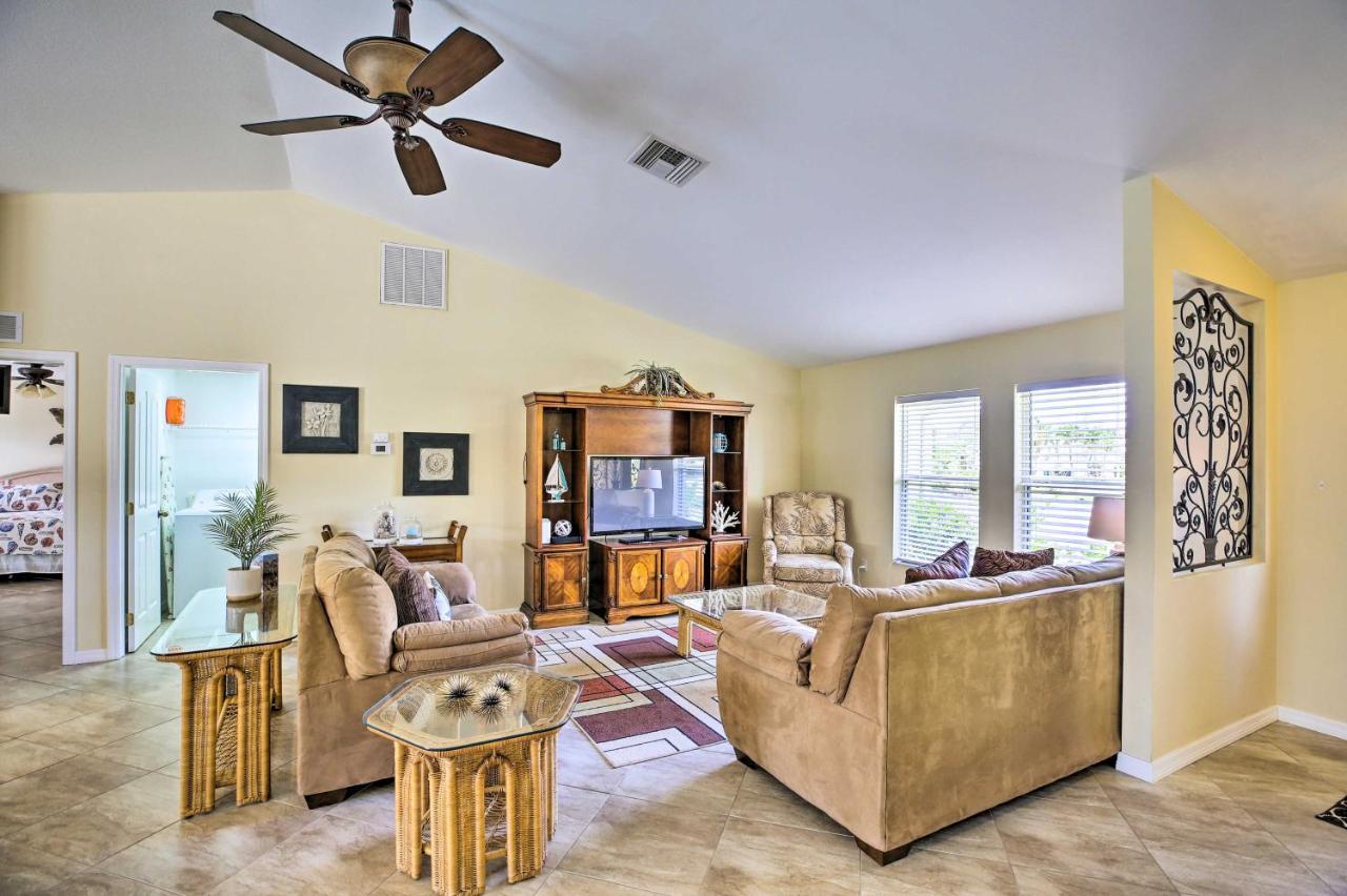 Cape Coral Canalfront Home With Pool And Dock Exterior photo